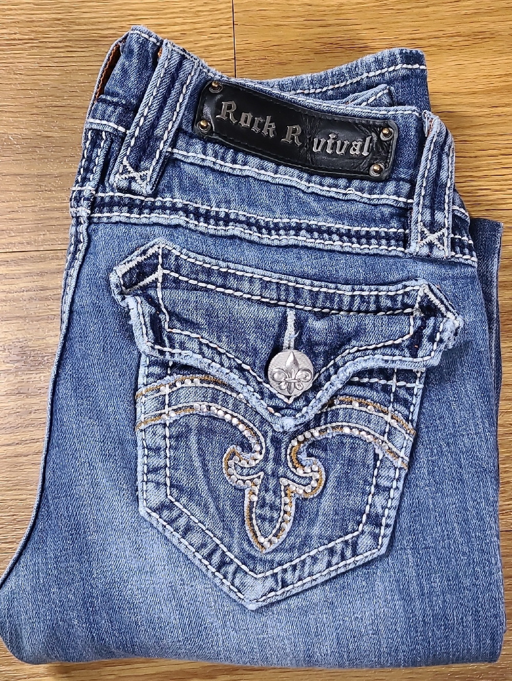 Rock Revival Vintage Debbie Straight 25x29 Girls Faded Distressed Denim Jeans